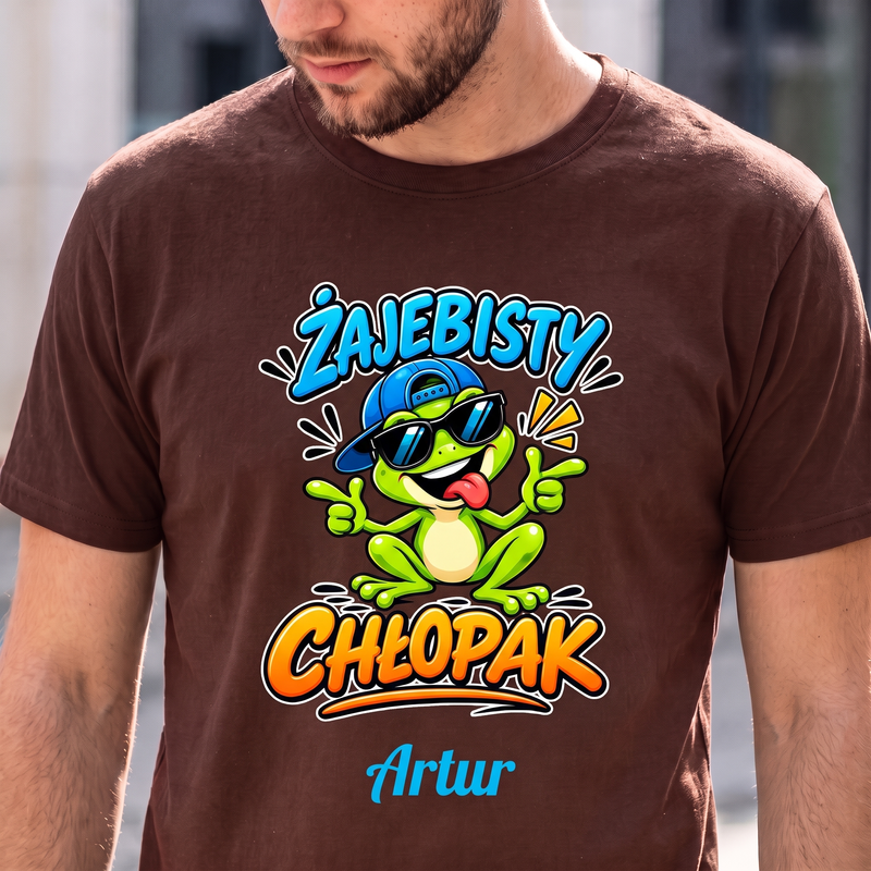 Personalizowana koszulka męska „Zajebisty Chłopak” – brązowy T-shirt z imieniem